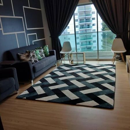Chombies Muslim Homestay ตานาห์ราตา ภายนอก รูปภาพ