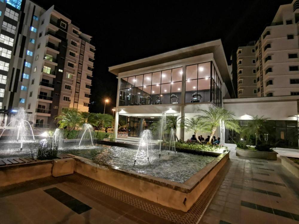Chombies Muslim Homestay ตานาห์ราตา ภายนอก รูปภาพ